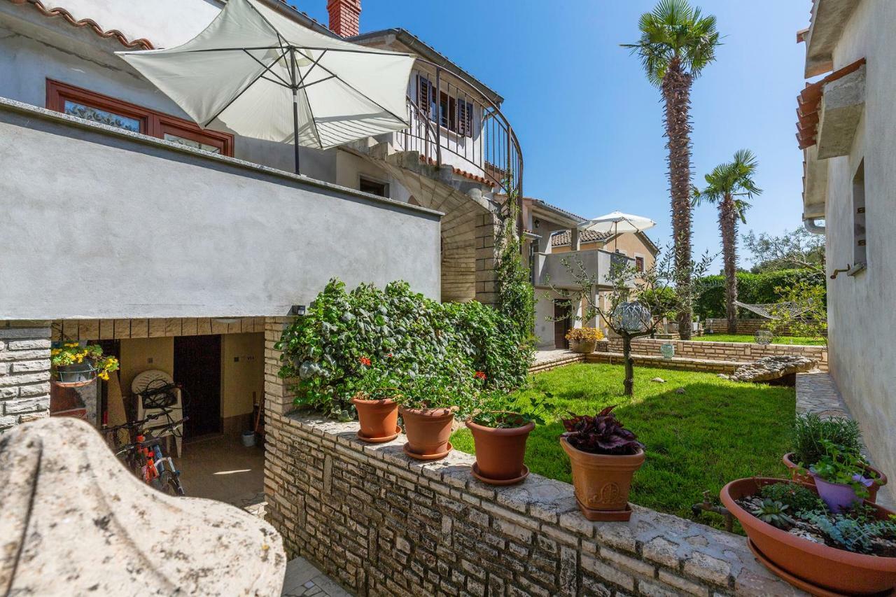 Apartament Rita *