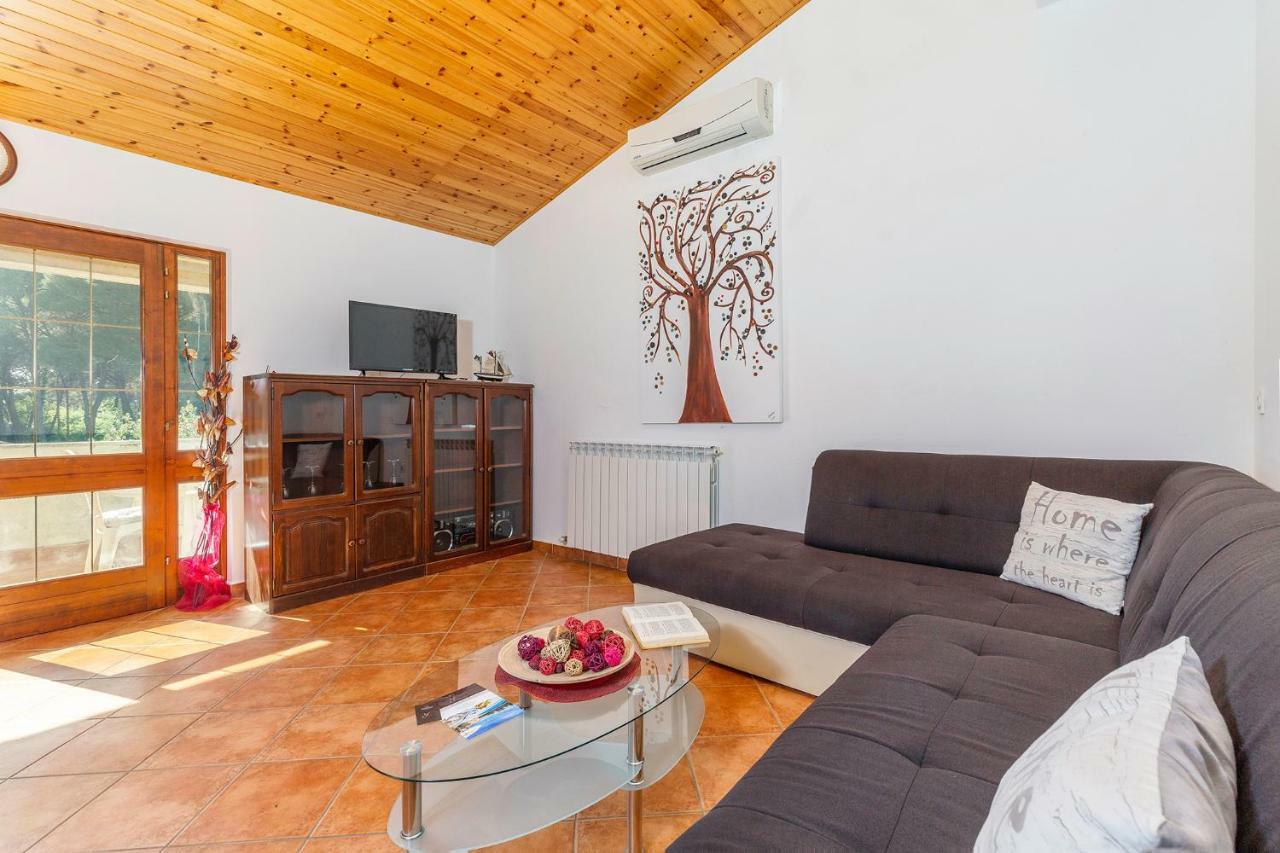 Rita Apartment